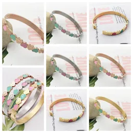 Bracciale rigido di design in acciaio inossidabile con diamanti a forma di T, serrature per uomo, donna, gioielli di moda, oro rosa, argento, amore, festa, goccia Dhu1X