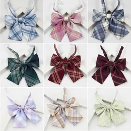 Neckband Feminin Plaid Bowtie Casual Tie för Women Uniform Collar Butterf Knut Vuxen Kontrollera Cravats Girls Ties 230418