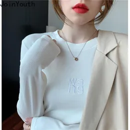 Camiseta feminina junção de camiseta gráfica feminina moda moda de manga longa y2k tops estéticos bordados pullover tee coreano elegante e elegante camisetas 230418