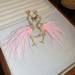 Ohrstecker rosa Flamingo-Vogel-Tropfenohrringe für Frauen, böhmische Feder, lange Quaste, baumelnd, Party-Schmuck 231117