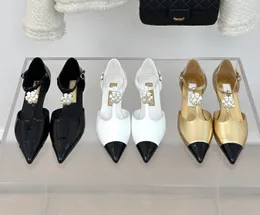 Najwyższa jakość Mary Janes Flats Flats Wedge Sideed palca Pearl Flowers Mokoda prawdziwa skórzana sukienka mieszana buty metalowe klamra płytkie usta Single Buty Sprężyna