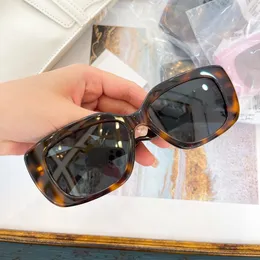 Designer Square frame sunglass 40216 womens fashion UV resistant sunglasses wholesale