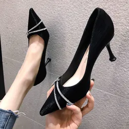 Elbise ayakkabıları kadın pompalar moda yüksek topuklu ayakkabılar siyah bej ayakkabılar kadın düğün ayakkabıları bayanlar stiletto kadın topuklar ayakkabı nokta ayak parmağı sandaletleri 230419