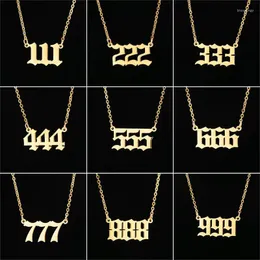 Colares pendentes 777 Lucky Angel Number Charm Silver Gold Color Mulher Ladies Chain colar Jóias de aço inoxidável Presente 111-999