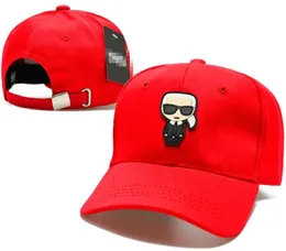 Lüks marka topu karl tasarımcı kapakları tüm detaylar silin metal toka mektup hardtop beyzbol şapkası lisa aynı yıldız şapka erkek ve kadın moda sokak casquette