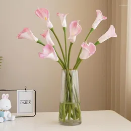 Kwiaty dekoracyjne 1PC Calla sztuczna symulacja Prawdziwa dotyk Lily Fake Flower Buquet na ślubne wystrój domu