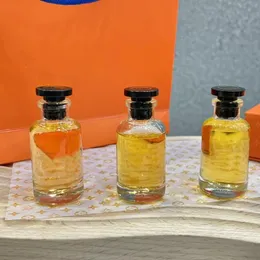 Lyx parfymuppsättning attraktiv doft för kvinnor 10 ml 5st 30 ml 4st boxdräkt designer märke Köln sprayflaskor snabbt fartyg