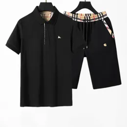 メンズTシャツショーツセットデザイナートップポロシャツカジュアルストライプナイト刺繍バッジトラックスーツ夏半袖男性Tシャツショートスーツレディースレディース