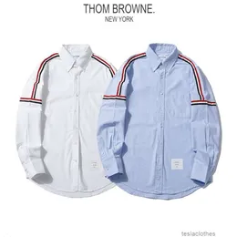 디자이너 남성 셔츠 패션 캐주얼 의류 tb ox d cotton spring Spring Summer Summer New Red White Blue Stripes 다목적 긴 소매 셔츠 남자 여자 커플