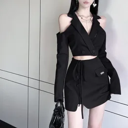 Zweiteiliges Kleid High End Short Blazer Sets Outfits Anzug Rock Light Mature Split Womens Wear Spring 230419