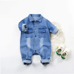 Overaller diimuu baby barn pojkar kläd småbarn tecknad overaller denim byxor barn casual jumpsuits långärmad modebyxor 230419