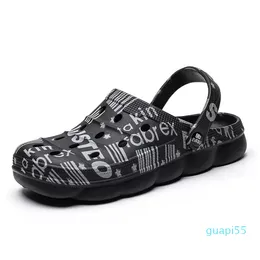 Men Sandals Summer Slippers Shoes Croc Beach Sandals Female Shoes Casual Unisex Slip On Flip Flops Water Shoes Sandals Women Y200616