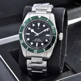 Zegarki designerskie luksus Tu Dors Black Bay AAA 3A Najwyższej jakości zegarki 42 mm mężczyzn Sapphire Crystal Automatyczna mechaniczna zegarek Wysoka jakość z pudełkiem na prezent