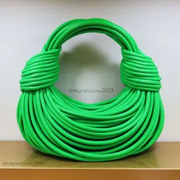 Borsa a mano con doppio nodo lavorato a maglia Tote da donna Borsa pura da donna Bveneta Corda Borse classiche Bottegaas a mano Mesh Noodle 2023 Nodo Nuova piccola borsa in pelle di bovino Q6NE