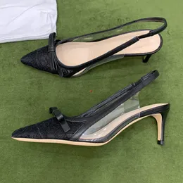 2023 SURES Buty wysokie obcasy Sandały Sandały Kobiety Wedding Wedding Pumps Buty Kobiet Designer Letni Designer Winted Stopa Black Bowtie Fashion Canvas Party z Box -k367