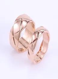 2022 anelli a fascia in oro 18 carati in acciaio inossidabile uomo donna coppia anello di design di lusso gioielli con timbro San Valentino Natale gi2675739