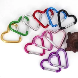 5 PCSMoschettoni 10Pcs Moschettone in lega di alluminio Fibbie appese a forma di cuore A forma di colore esterno Fibbia a cuore sicuro Piccolo moschettone a forma di cuore P230420