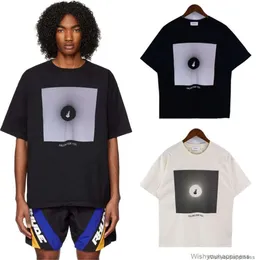 Koszulki koszulki luksusowe męskie designerskie ubranie modowe Rhude 22SS vintage znak Falna abstrakcyjna litera druku
