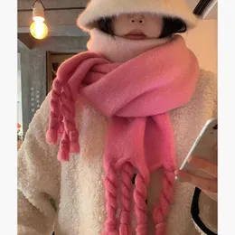 模倣カシミアグラデーションスカーフ女性冬2023年新しい韓国エディションプレミアム汎用濃厚な温かいピンクの首231015