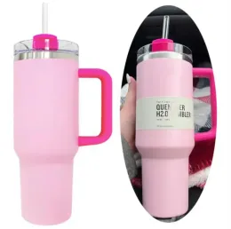 Bottiglie d'acqua PINK Flamingo 40 once Tye Dye Quencher H2.0 Tazze da caffè Tazze da campeggio Bicchieri in acciaio inossidabile con manico in silicone Regalo di San Valentino US Stock i1120