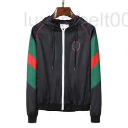 Giacche da uomo Designer uomo Parka Con cappuccio Nastro rosso verde Abbigliamento con etichetta jacquard Collo alla coreana Cappotti da uomo Capispalla Abbigliamento Nero rosa 1 P3WN