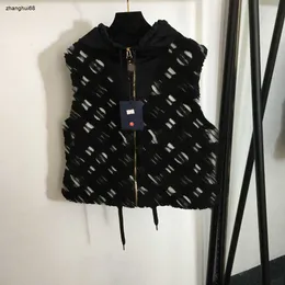 新しい女性ベストデザイナージャケットファッションロゴウォームフード付きコートブランドジッパージャケット女性服nov18