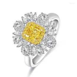 Cluster Rings Pormiana Classic Style 9K Real White Gold 0.5 Simulerat Yellow Diamond Engagment Ring Women Party Gift