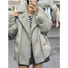 Giubbotti da donna 2023 Moda Inverno Donna Vera pelliccia di visone Cappotto di piume d'oca naturale Piumino di lusso Capispalla caldo Streetwear 231118