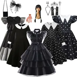 Set di abbigliamento da ragazze vestito mercoledì addams costume abito nero bambini su Halloween Carnival Party Princess Dresses Baby Fansy Abiti 231118