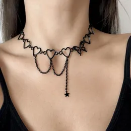 Choker Purui Trendy Black Heart Butterfly Shape Charm Krótki naszyjnik dla kobiet biżuteria metalowa brężka