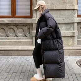 Damskie pucha parkas ciepła płaszcz Koreańska zima dla kobiet czarne płaszcze z piór puffer płaszcz 231118