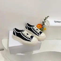 5AAAA Sandálias pequenas sapatos brancos designer de luxo top edition MC sapatos esportivos salestail Italiano importado couro de seda casual homens e mulheres caixa de correspondência gratuita