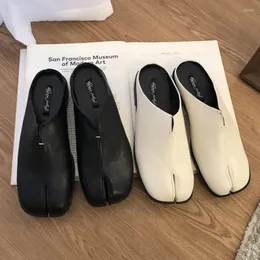 Slippare kvinnor delade tå tabi ninja sliplägenheter runt damer grunt lata på båt slingback mules skor mjuka loafers