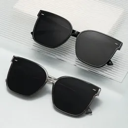 Солнцезащитные очки в стиле ретро для мужчин и женщин, корейская версия трендовой моды, одна большая квадратная оправа
