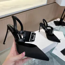 Modne sukienki buty kobiety satynowe slingbacki diamentowy wzór kwadratowy kryształowa klamra spiczaste palce slim slim sandały imprezowe