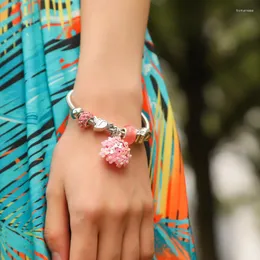 Braccialetto 2023 Europa e America Full Diamond Pink con braccialetto con pendente a fiore in plastica Holiday Beach Articolo di moda femminile