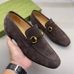 23Model Nya lyxiga loafers för män tofsar blandade färger bröllop rund tå slip-on vår höst affär casual skor handgjorda män designer klänningskor