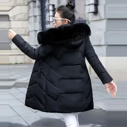 Kvinnorjackor Big Fur European Fashion Black Women's Jacket Plus Size 7xl Woman Parkas Female Warm Winter Coat Hooded Women Outterkläder 231120