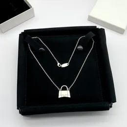 Lock head Necklaces Jewlery Designer Classic Luxury Necklaces for women men Wedding Jewelry Accessories