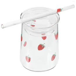 Vinglasglas av glas kaffekoppar med lock klara muggar för jordgubbtumlar vattenflaskflicka