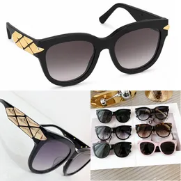 The designers high-quality classic Mallettage Round Sunglasses temple features gold metal prismatic studs and engraved letters suitable for both men women Z1988E