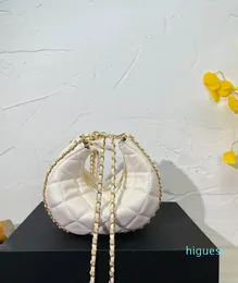 2023 Tasarımcı Çantası Koltuk altı hafif altın toka klasik deri aşınma zinciri çantası zil deseni bir omuz çantası geliyor ayar tokası crossbody çanta hilal