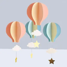 Dekorativa figurer Air Balloon Paper Hanging Decoration Decorations Cloud Party Ornaments Clouds Balloons Garland Decoration Baby 3D Lantern