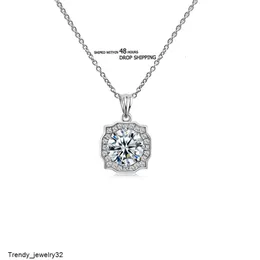 Provence Stock Silver Necklace White Color Moissanite Diamond 0,5ct Pendant Necklace