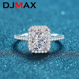 Bröllopsringar DJMAX Emerald Cut Engagement Ring 12ct Colorless VVS Diamond Proposal Sterling Silver Weddig Band Gift 231120