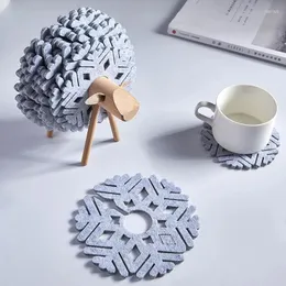 Tapetes de mesa 12 peças formam ovelha anti -slip copo blocas montanhas -russas redondas de feltro de feltro japão