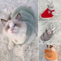 Kedi Kostümleri Sıcak kalın yelek sevimli desen sahte kürk yavru kedi yumuşak peluş kazak evcil hayvan sweatshirt kış termal giyim