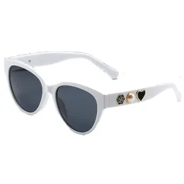 Modemarken-Sonnenbrillen Modebrillen Pfirsichförmige Linsen Schläfen mit Perlenliebesdekoration romantischer rosa Rahmen Teenager-Mädchen Krewe Sonnenbrille