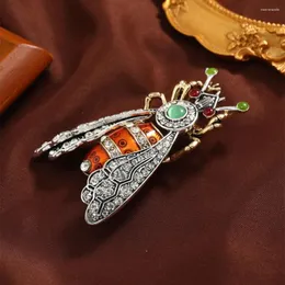 Brooches Morkopela 독특한 디자인 된 곤충 브로치 나방 에나멜 공예품 및 핀을위한 남성 옷 액세서리 핀 클립