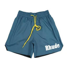 Дизайнерская одежда короткая повседневная Rhude Summer Letter Embroidery Loose Relaxed Men's Women's Trendy Beach Pants Простые универсальные спортивные модные шорты Бег фитнес
